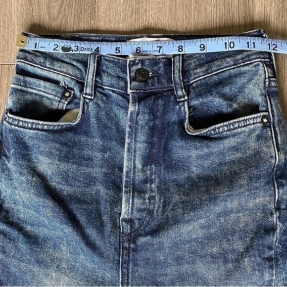 Free People High Rise Skinny Jeans Dark Wash Size 26 - Picture 3 of 6